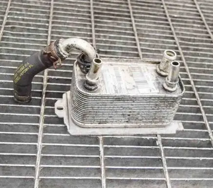 Engine oil radiator