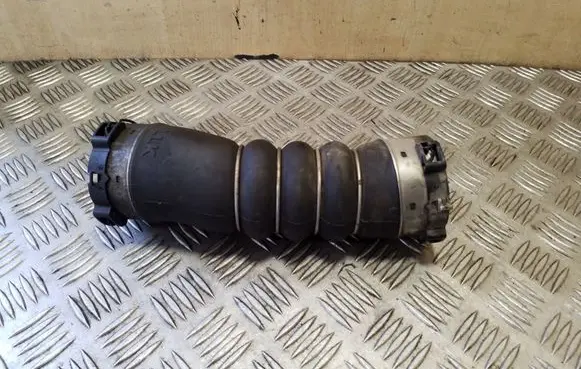 BMW 5 GT F07 Intercooler hose/pipe 7800144