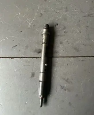 Fuel injector