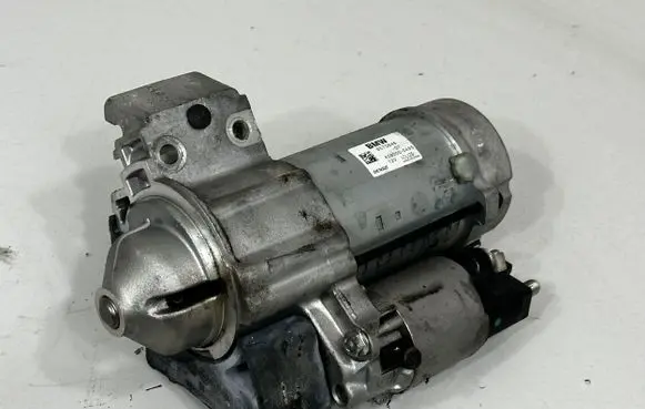 BMW 4 F32 F33 Starter motor 8570846