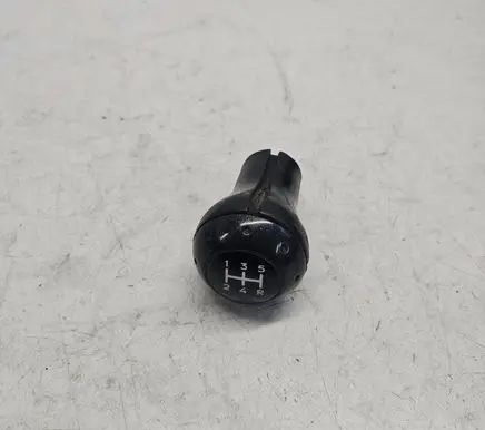 Hyundai Santa Fe Gear lever shifter trim leather/knob 