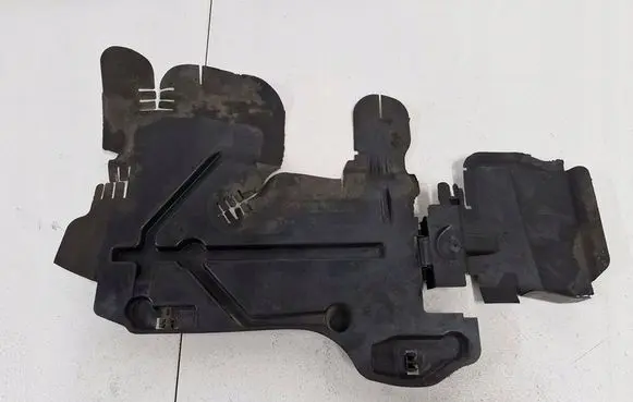 Peugeot 2008 I Brake cooling air channel/duct 9816123080