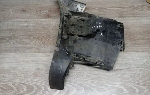 Volvo S80 Front bumper mounting bracket 9151373