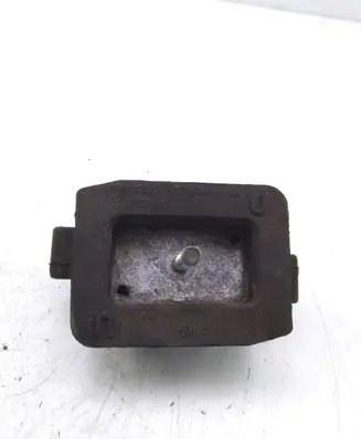 BMW 5 F10 F11 Engine mount bracket 2231676984802
