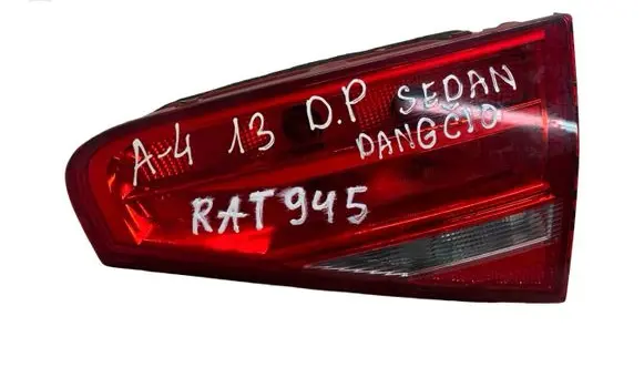 Audi A4 S4 B8 8K Tailgate rear/tail lights 01091502