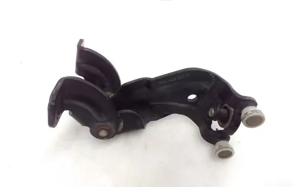 Seat Alhambra (Mk2) Sliding door middle roller runner 7N0843336G