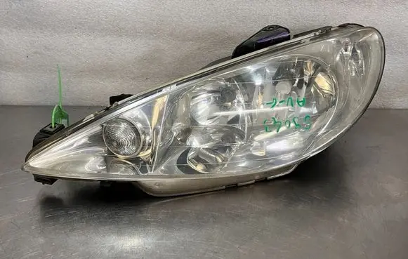 Peugeot 206 Headlight/headlamp