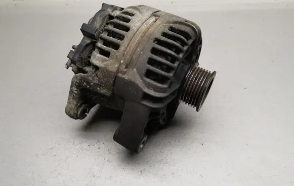 Opel Zafira A Generator/alternator 0124415005 90561168