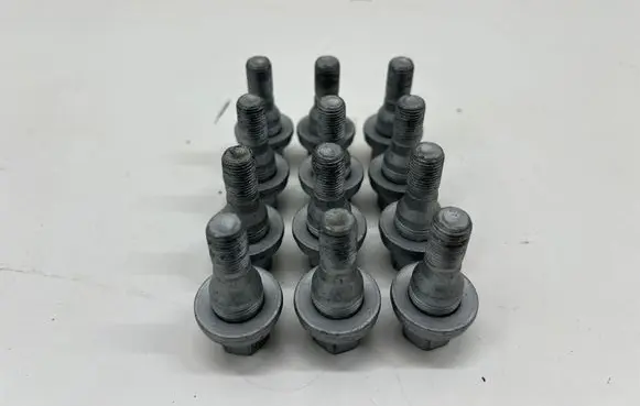 Fiat 600 Nuts/bolts 