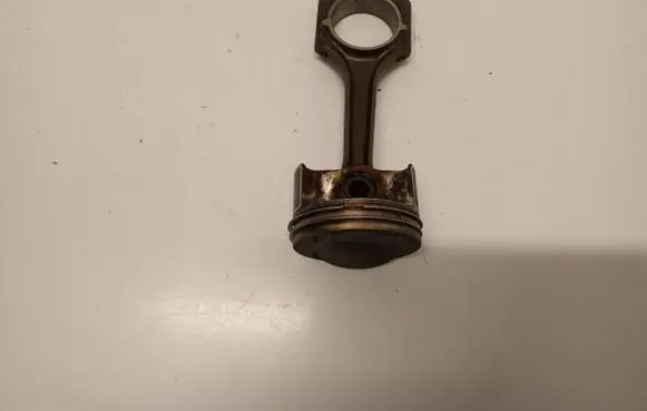 Audi A4 S4 B8 8K Piston with connecting rod