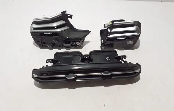 Audi A5 Dashboard air vent grill cover trim 