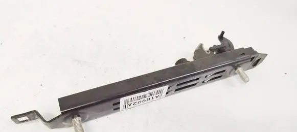 Opel Meriva A Seat belt adjustment rail 