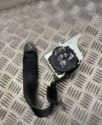 Alfa Romeo 159 Rear seatbelt 1004565
