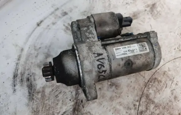 Volkswagen PASSAT B6 Starter motor ESW20ER123 080515 02M9024S