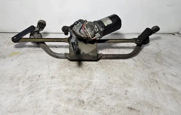 Peugeot 806 Front wiper linkage and motor 53547302