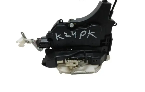 Mitsubishi Outlander Front door lock