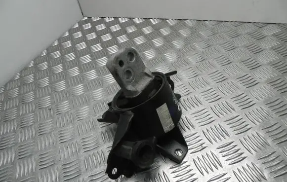 Hyundai i30 Engine mount bracket VD12697