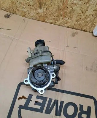 Mazda 6 Power steering pump GR3D