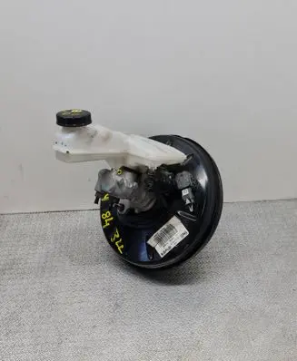 Peugeot 208 II Brake booster 9824401580