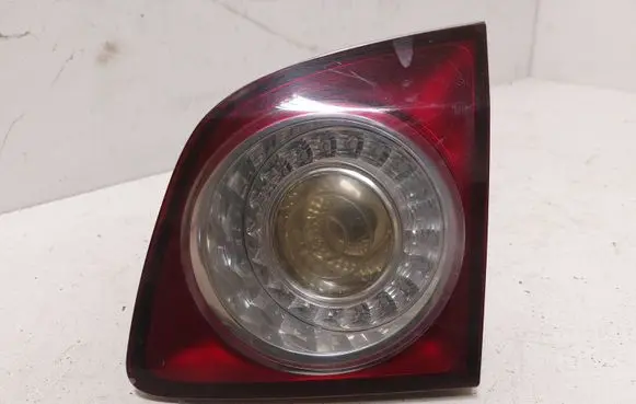 Volkswagen Golf Plus Tailgate rear/tail lights 5M0945094L 890317925