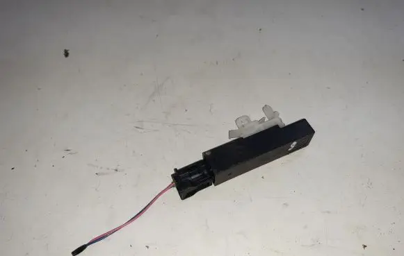 Mazda 6 Keyless system antenna KD45676NXA