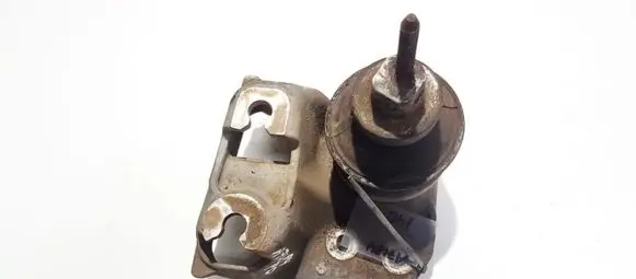 Subaru Legacy Engine mount bracket stdr rf-0230-01