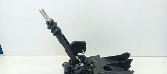 Nissan Qashqai Gear shifter/selector 341018015R 3410200Q0E 9617848