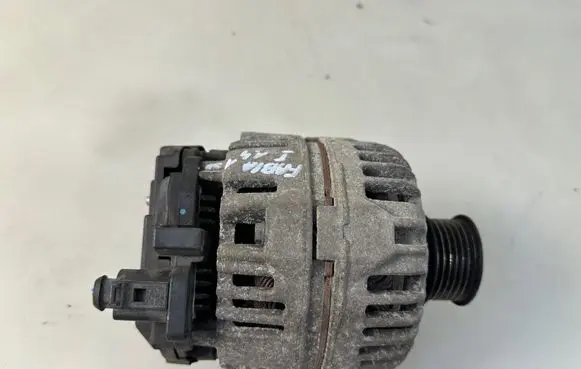 Skoda Fabia Mk1 (6Y) Generator/alternator 037903025M