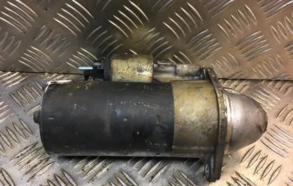 Mercedes-Benz A W169 Starter motor 1005521986