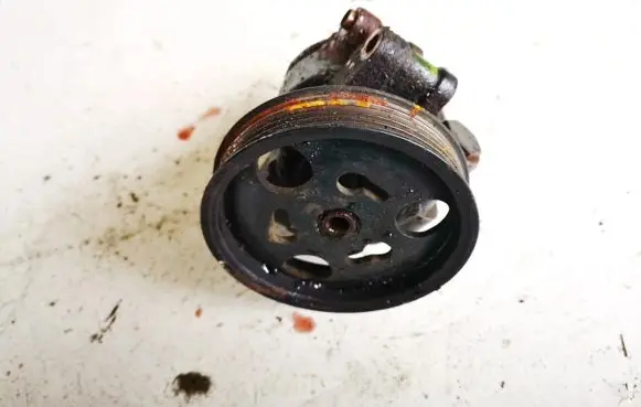 Ford Fiesta Power steering pump 96BF3A733AD 96BF-3A733-AD