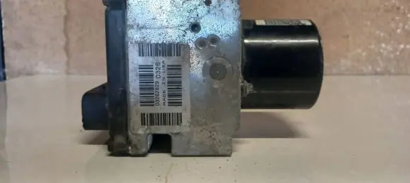 Peugeot 407 ABS Pump 15710604
