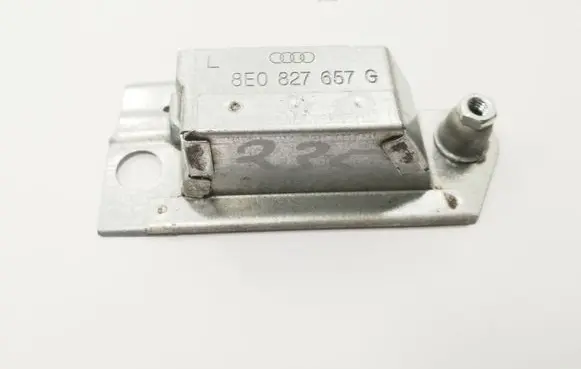 Audi A8 S8 D4 4H Number plate light 8E0827657G