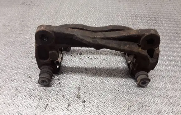 Subaru Forester SH Front Brake Caliper Pad/Carrier 