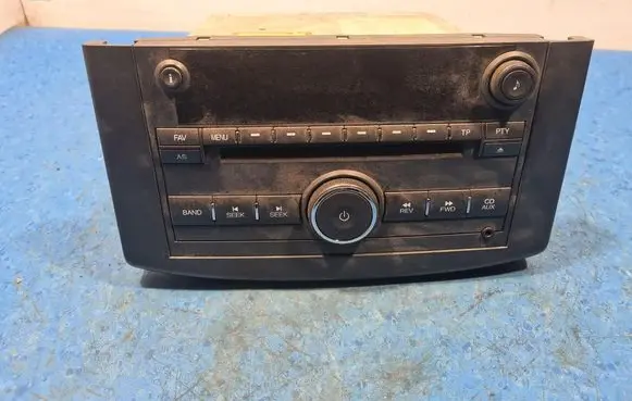 Chevrolet Aveo Radio/GPS head unit trim 96628256