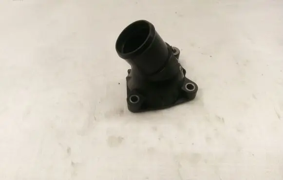 Toyota Corolla Verso AR10 Thermostat housing 163210R011