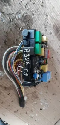 Peugeot 308 Fuse box set 9804848580