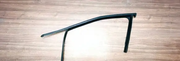 Skoda Scala Rubber seal front door window/glass 657837431C