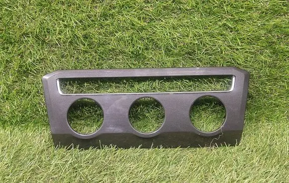 Radio/GPS head unit trim