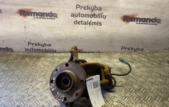 Peugeot 1007 Front wheel hub