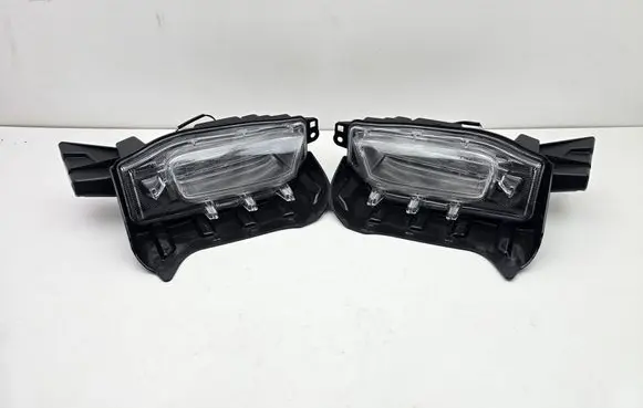 Toyota Prius+ (ZVW40) LED Daytime headlight 016539013