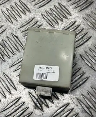 Toyota Avensis T250 Door control unit/module 8974105070 73668012