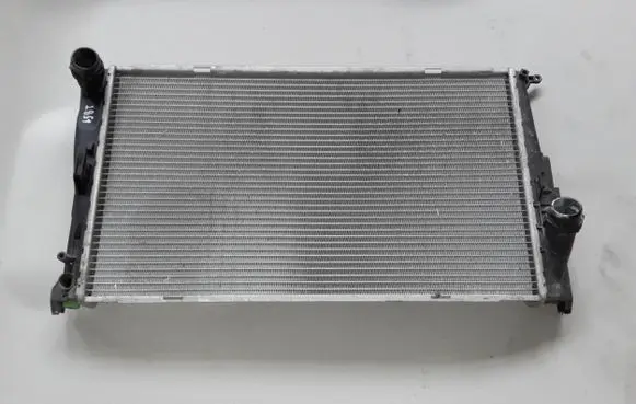 BMW X1 E84 Coolant radiator 7810295