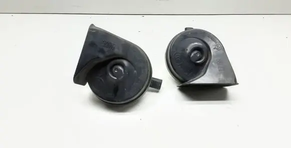 BMW 3 E90 E91 Horn signal E30055306
