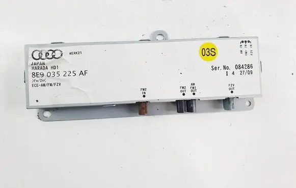 Seat Exeo (3R) Aerial antenna amplifier 8E9035225AF-st 8e9035225af
