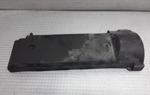 Iveco Daily 30.8 - 9 Engine cover (trim)