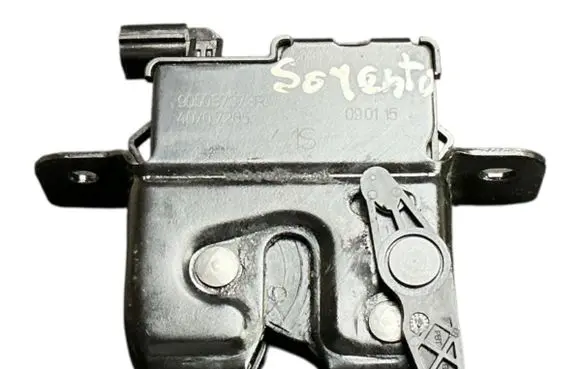 Loading door lock