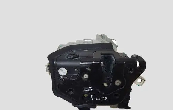 Audi A4 S4 B8 8K Rear door lock 8K0839015C