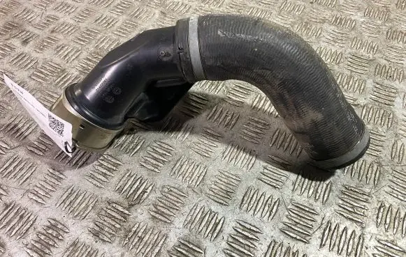 Volvo XC90 Intercooler hose/pipe 31422061 31422062