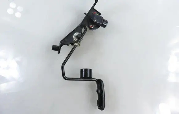 Toyota RAV 4 (XA20) Accelerator throttle pedal 7801042020 8928133010