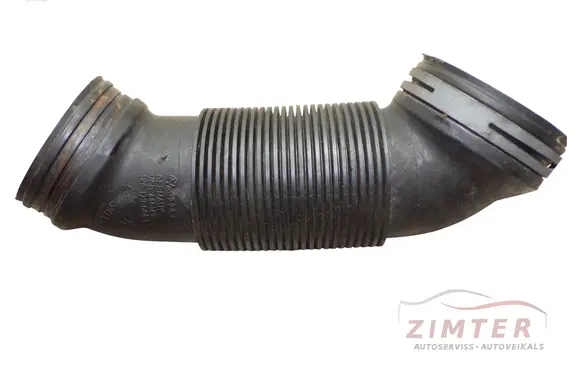 Volkswagen PASSAT B7 Engine coolant pipe/hose 1K0129684L